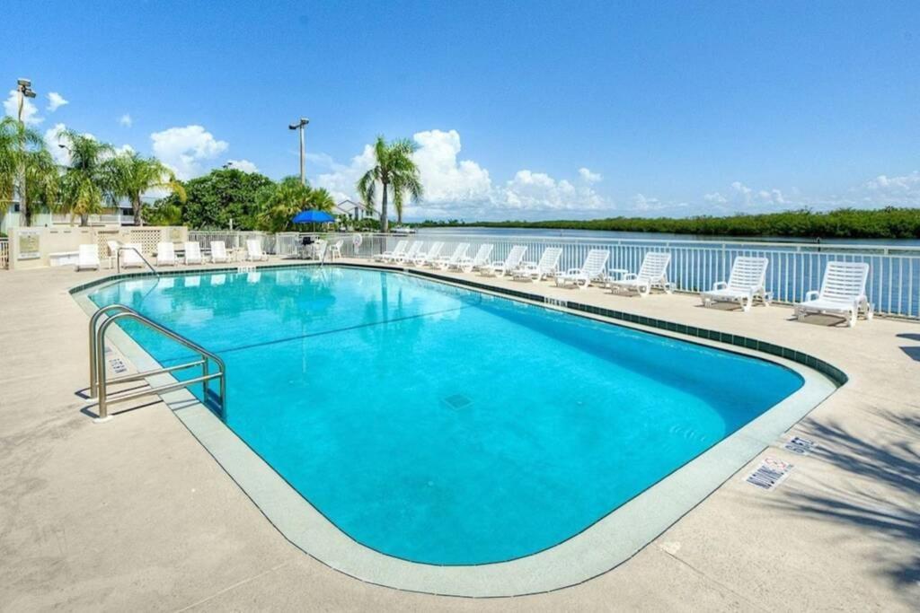 Riverview, Studio 507, Beach Steps Away!+Pool+Wifi Ruskin Kültér fotó